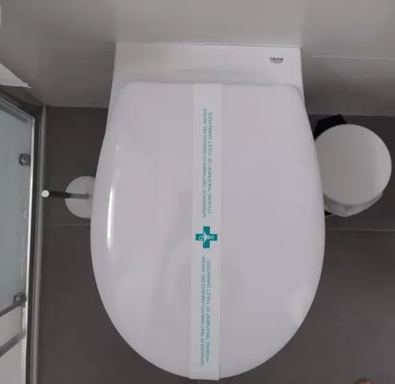 ベッドアンドブレックファースト Peonia