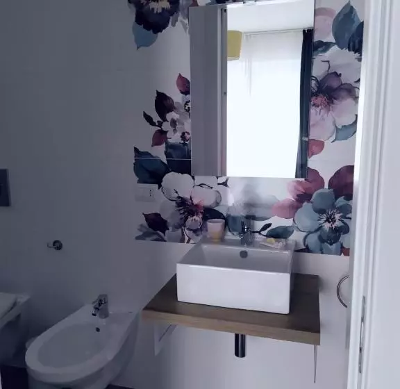 ベッドアンドブレックファースト Peonia