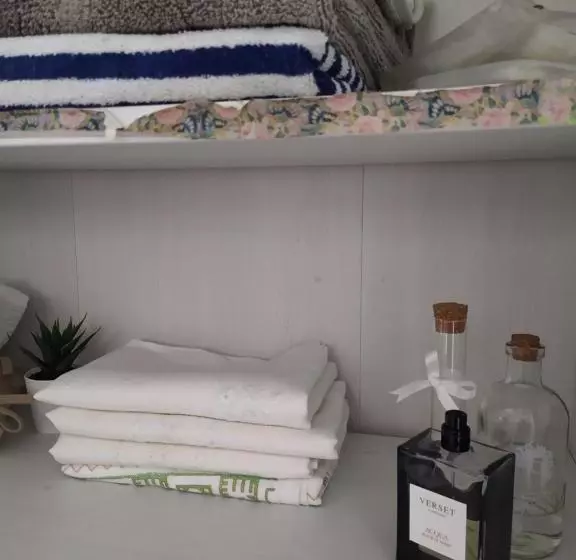 ベッドアンドブレックファースト Peonia