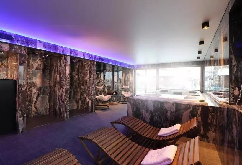 ベッドアンドブレックファースト Chalet Blanc Cervinia