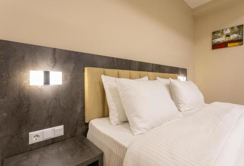 هتل Aria Resort & Spa