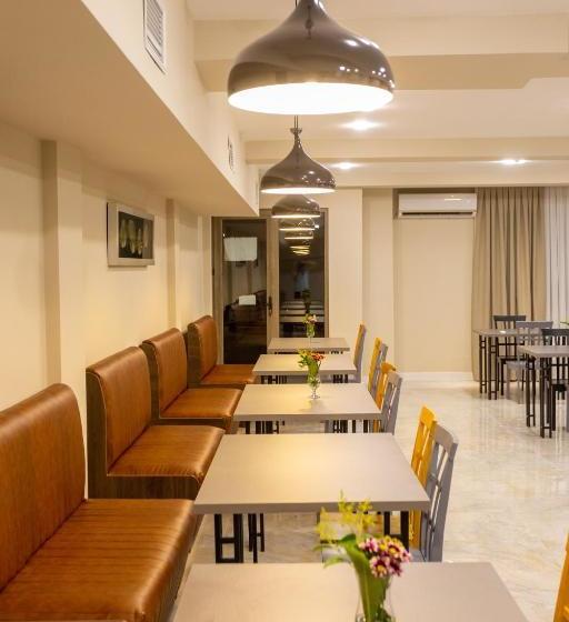 هتل Aria Resort & Spa