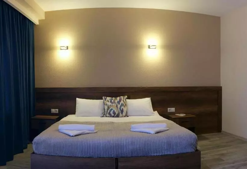 هتل Axien Kazbegi