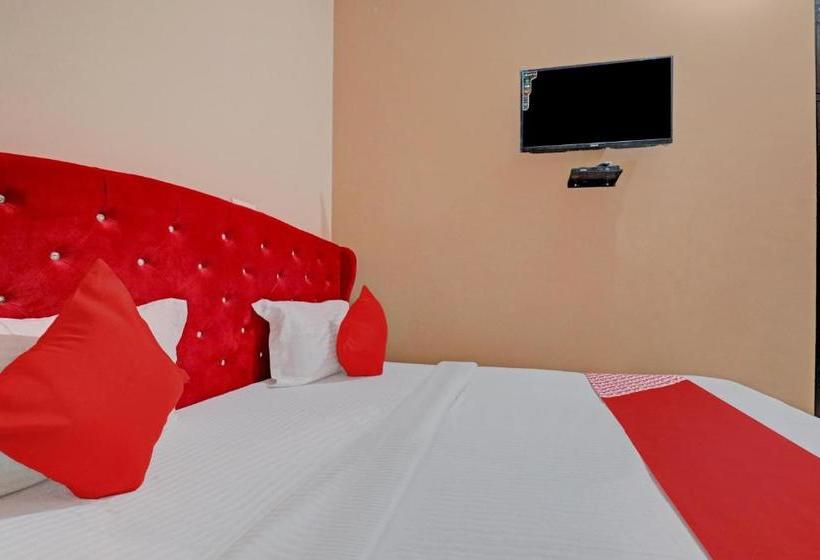 Hotelli Oyo 81394 New Golden Light Guest House