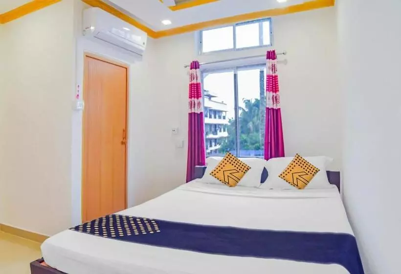 هتل Spot On Nirvaan Guest House