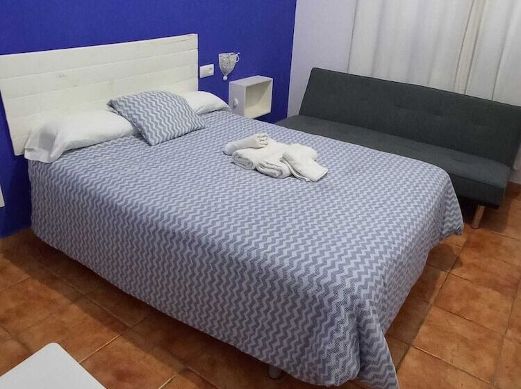 پانسیون The Dreamers & Co