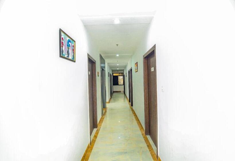 בית מלון כפרי A Star 50 Meter From Golden Temple