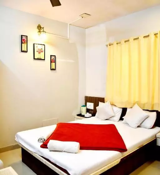 Hotelli Dv Inns Farmvilla   Besides Strawberry Farms