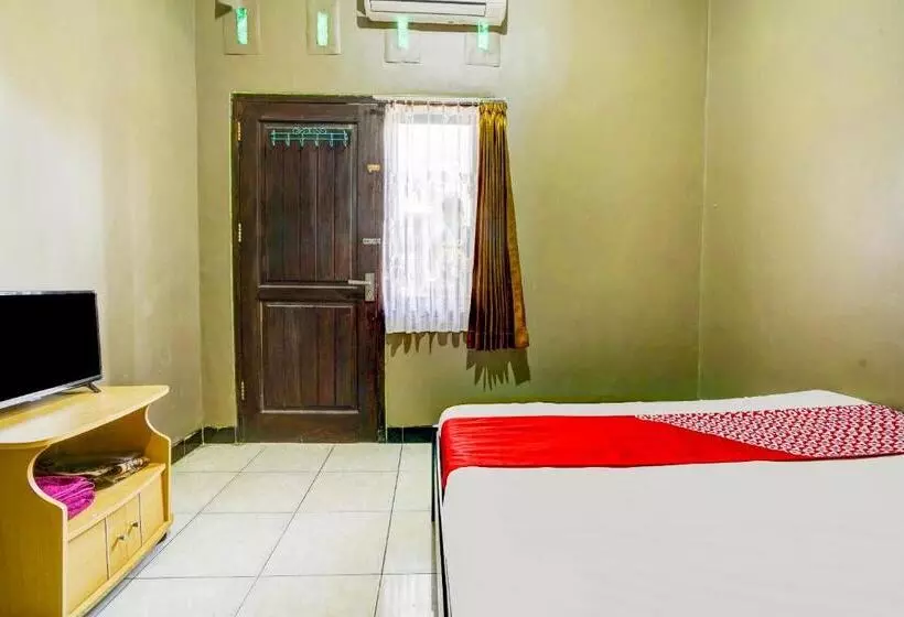 Hotelli Oyo Ii3676 Wisma Al-fahmi Syariah