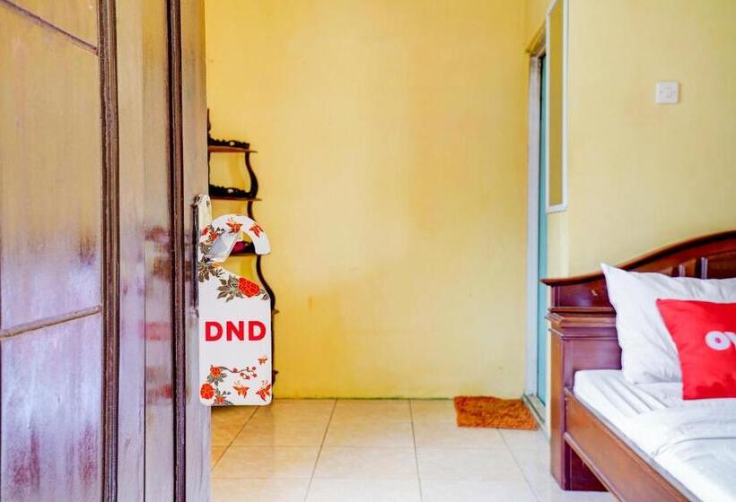 Hotel Oyo Ii3676 Wisma Al-fahmi Syariah