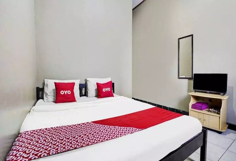 Hotelli Oyo Ii3676 Wisma Al-fahmi Syariah