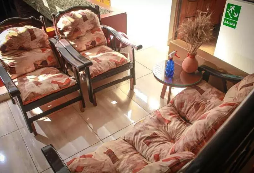 هتل Virgen Del Carmen   Huaraz