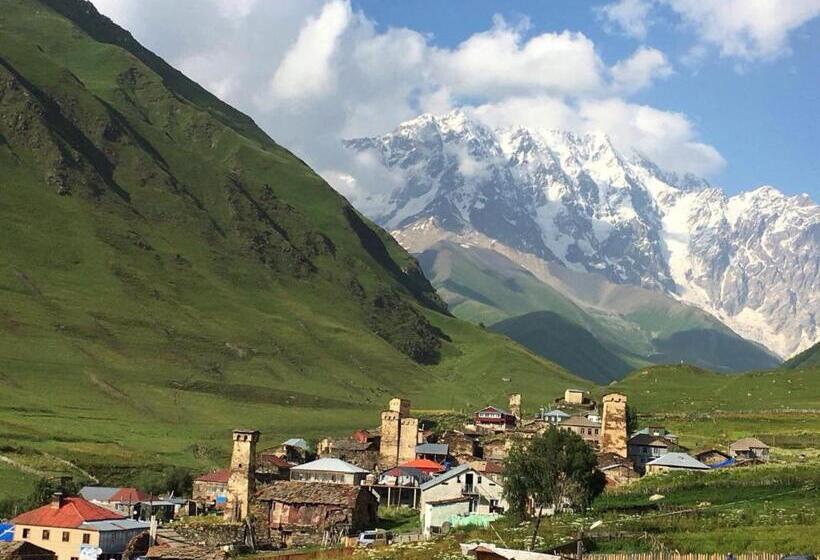 پانسیون Old House