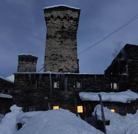 پانسیون Old House