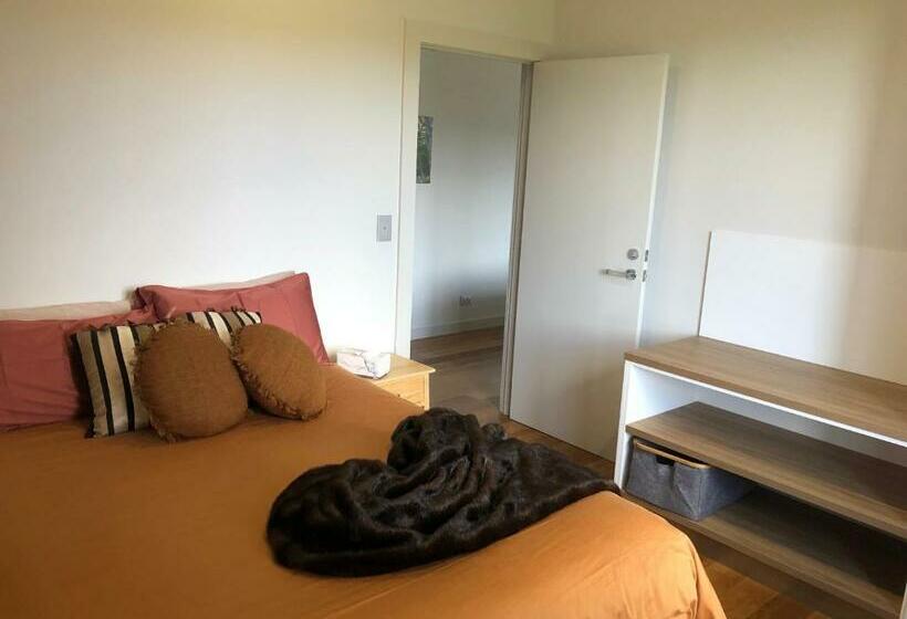 Пансион Scotsdale Farm