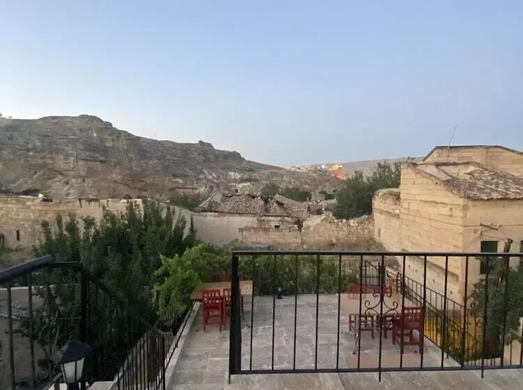 هتل Cappadocia Urgup Stone House