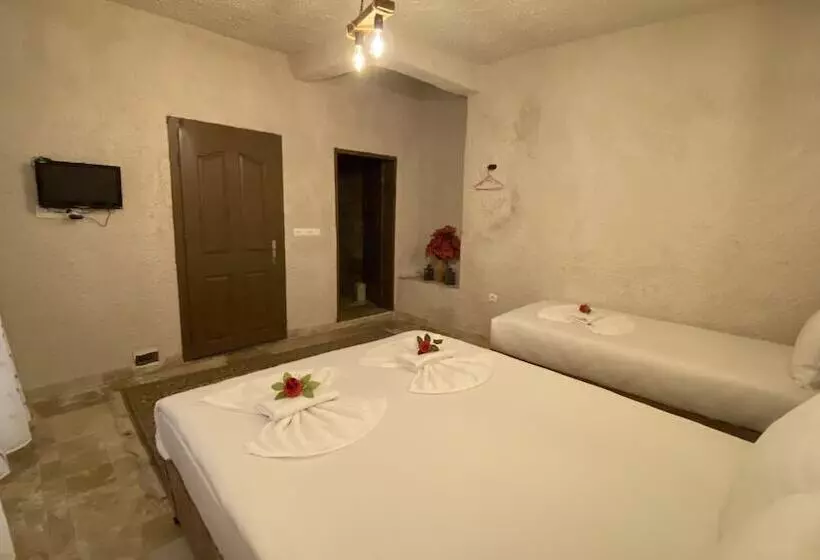 هتل Cappadocia Urgup Stone House