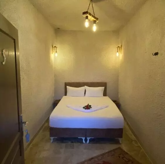 هتل Cappadocia Urgup Stone House