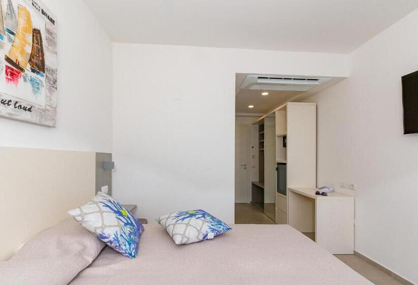 בית מלון כפרי Caramare