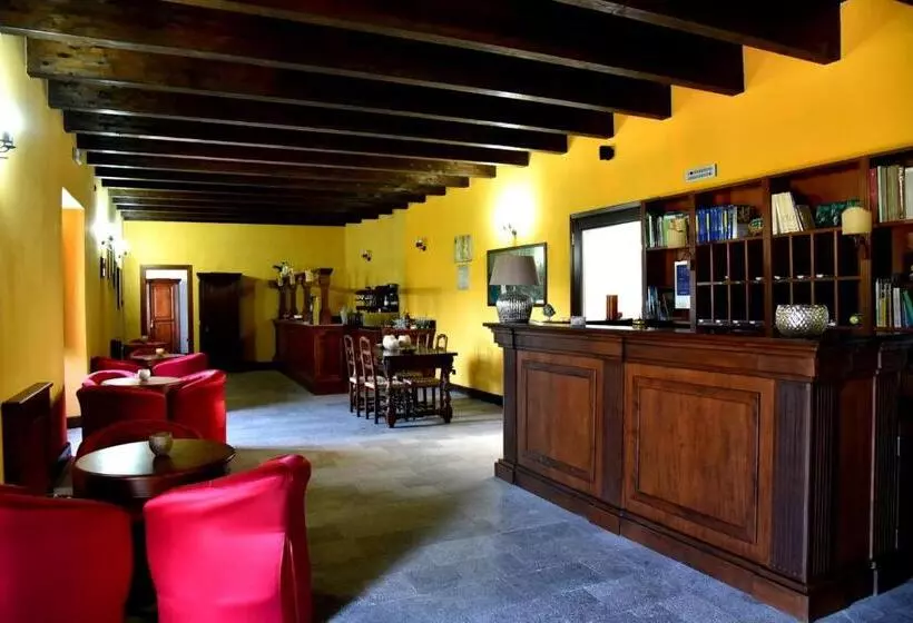 هتل Il Castello Dei Principi Sanseverino