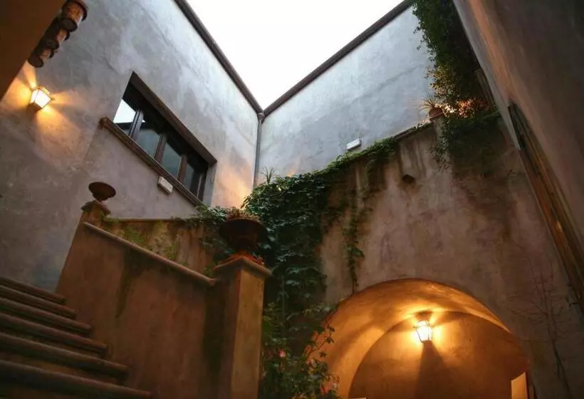 هتل Il Castello Dei Principi Sanseverino