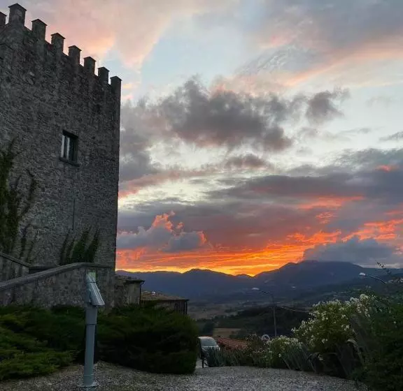 هتل Il Castello Dei Principi Sanseverino