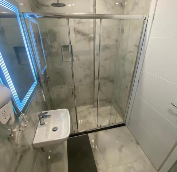 בית מלון כפרי Margjokaj