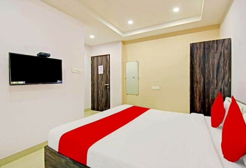 בית מלון כפרי Goroomgo Royal Galaxy Newtown Kolkata