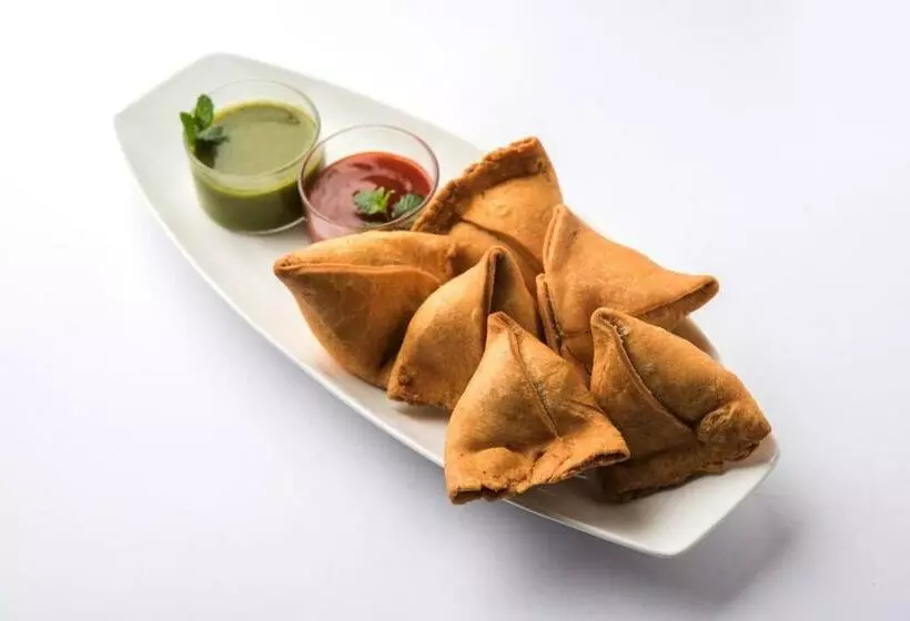 Hotelli Spot On 81354 King Palace