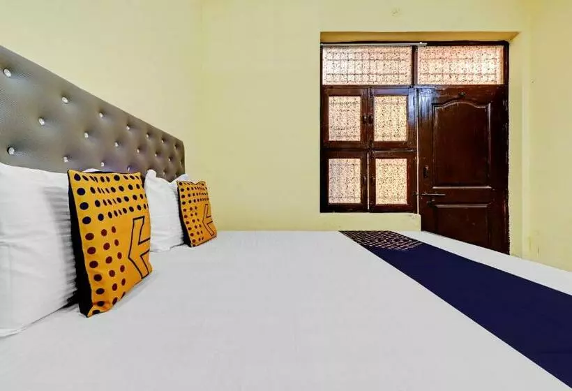 Hotelli Spot On 81354 King Palace