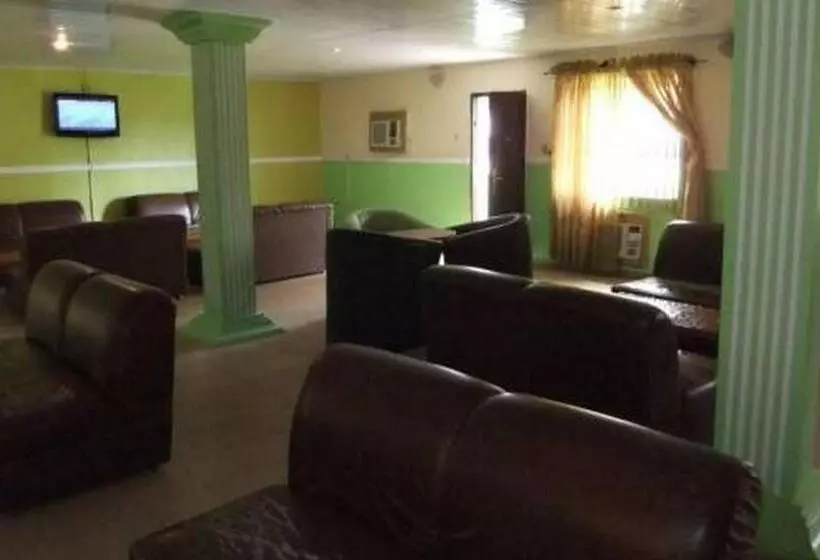 پانسیون Room In Apartment   Ade Super Hotel Single