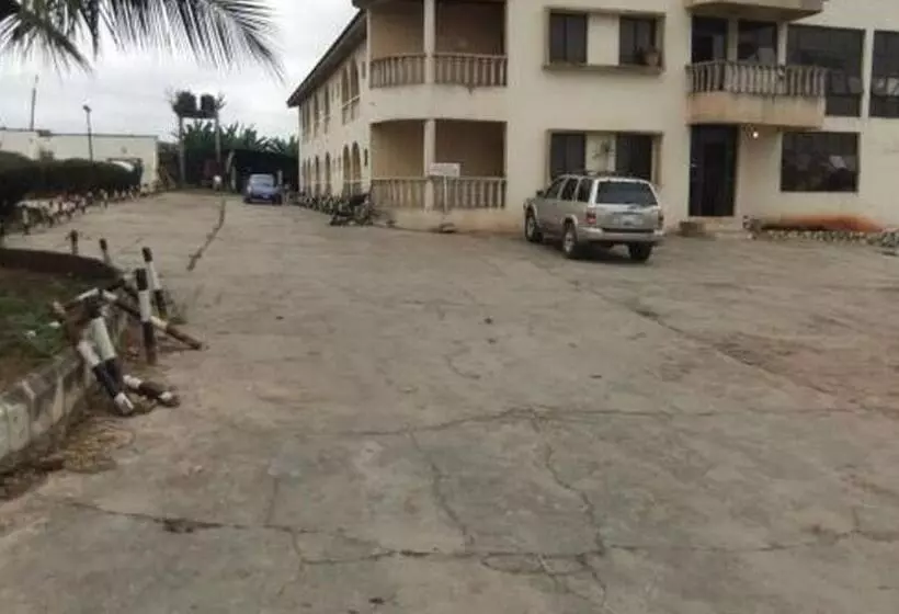 پانسیون Room In Apartment   Ade Super Hotel Single