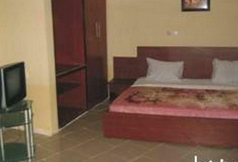 پانسیون Room In Apartment Ade Super Hotel Single