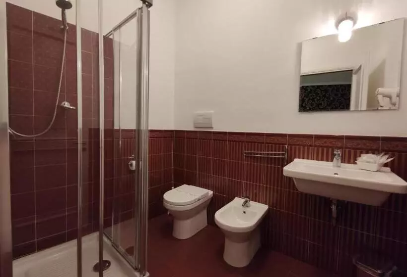 پانسیون Sami Rooms Due   Teatro A 400 Mt   Ortigia A 1500 Mt