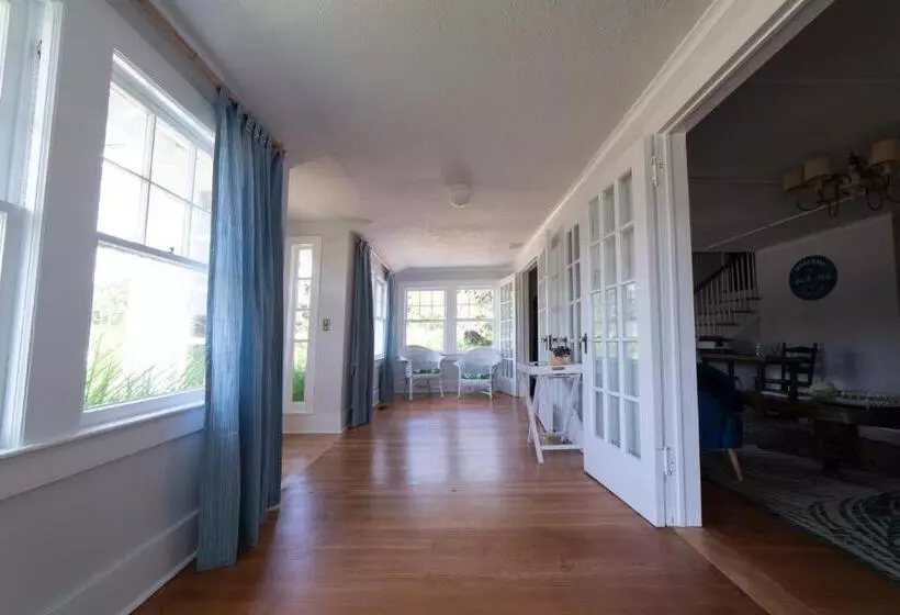 ベッドアンドブレックファースト Aria & Mare Hamptons