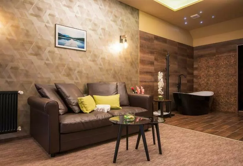 Aamiaismajoitus (B&B) Veres Motel