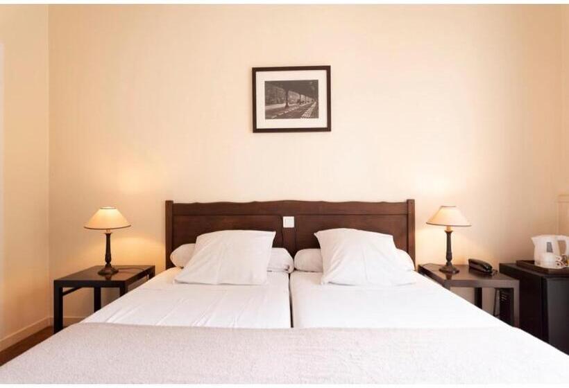 ホテル Auberge Du Redier