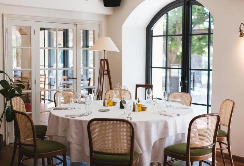 ホテル Auberge Du Redier