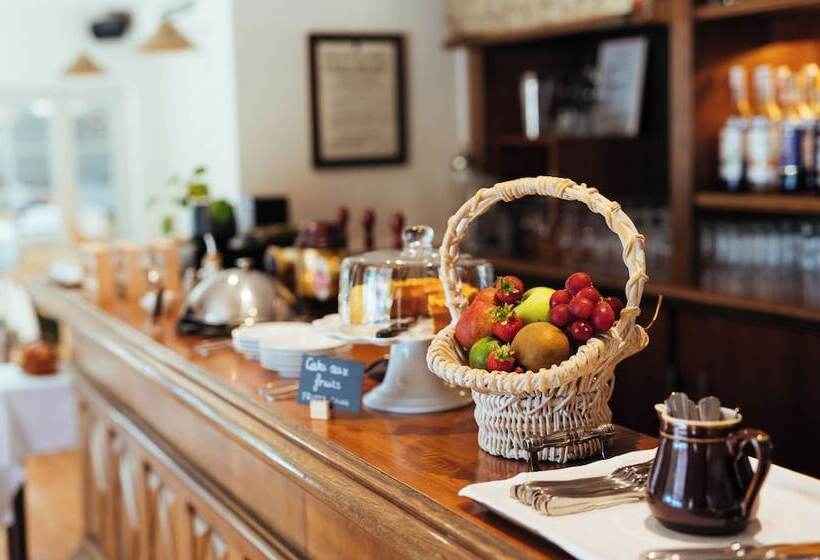 ホテル Auberge Du Redier