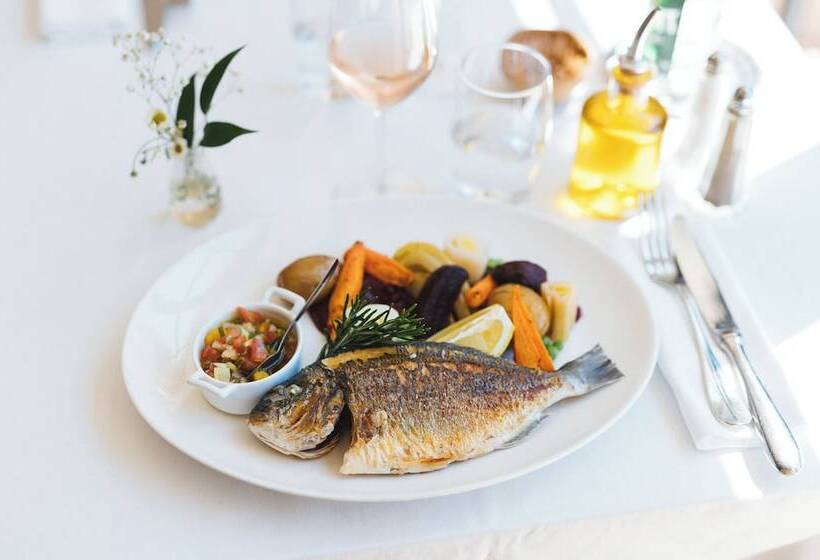 ホテル Auberge Du Redier