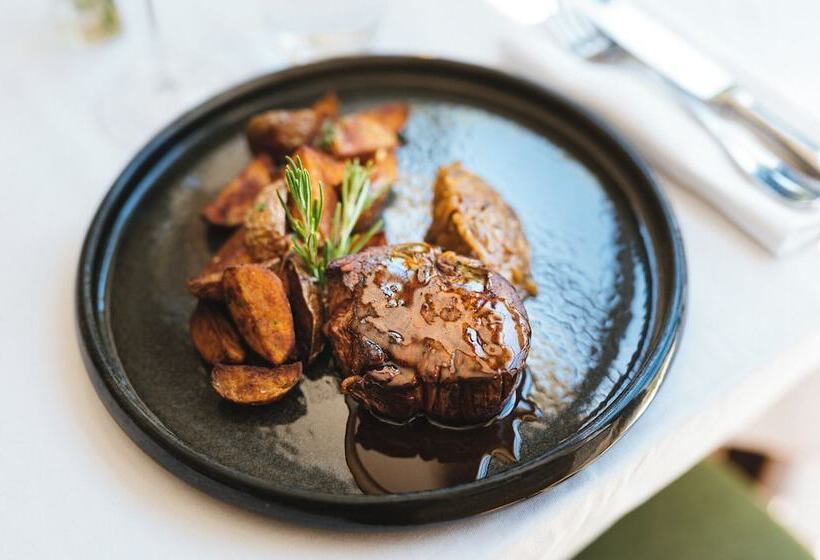 ホテル Auberge Du Redier