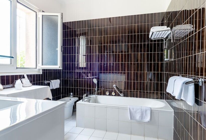 ホテル Auberge Du Redier