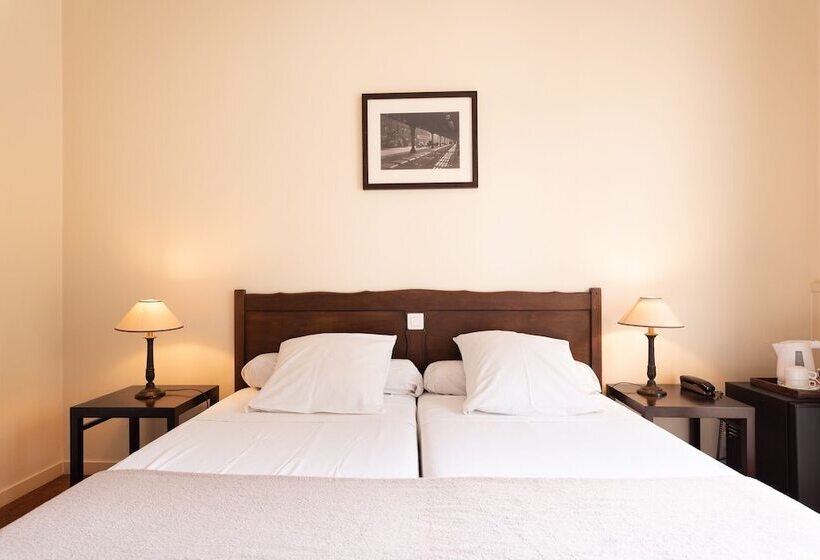 ホテル Auberge Du Redier