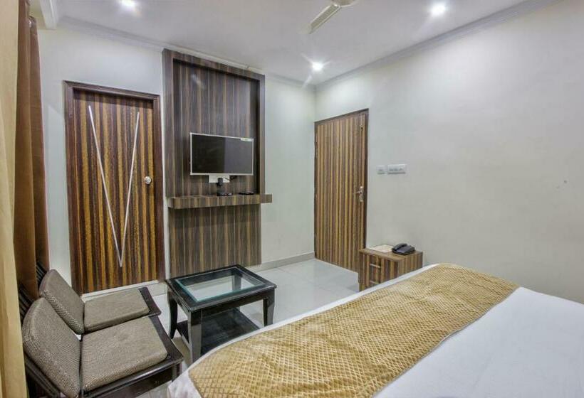 فندق La Riqueza Bliss Valley Mountain View Rooms Near To Mall Road