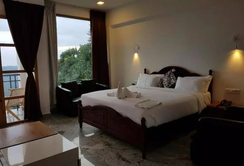 ホテル Meridian Hill Top Yercaud