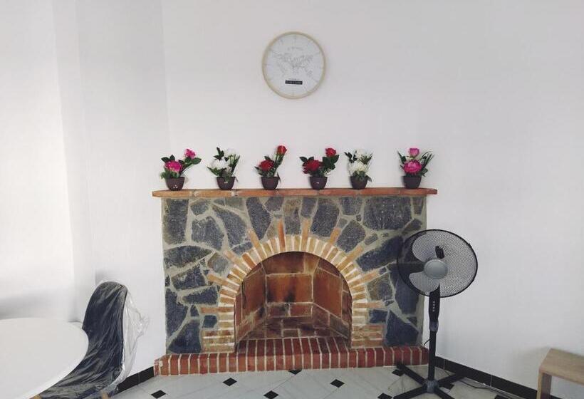 Monísimo Pensión Rincón De La Victoria