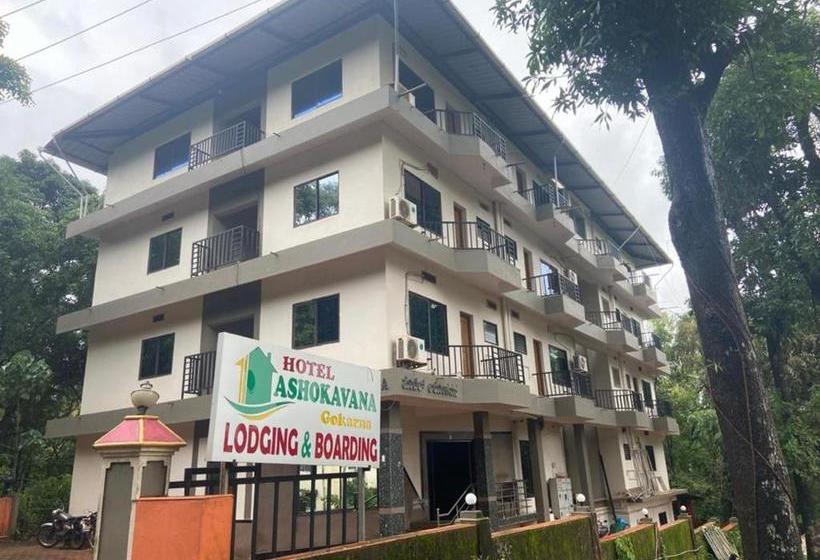 Staymaker Hotel Ashokavana