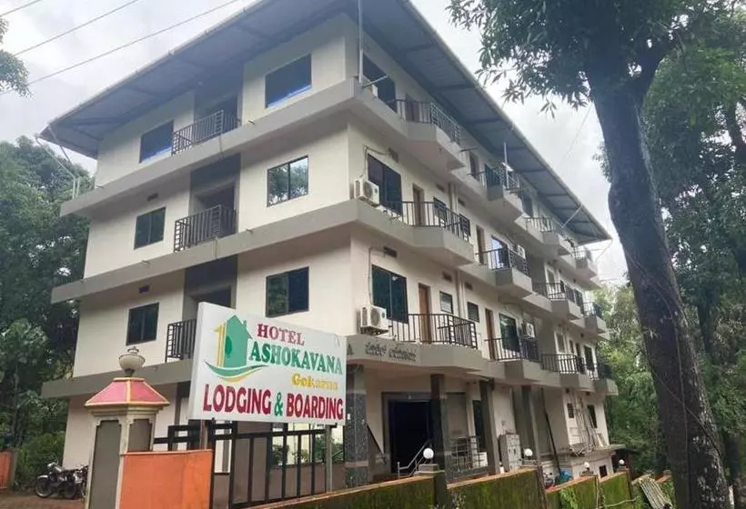 Staymaker Hotel Ashokavana