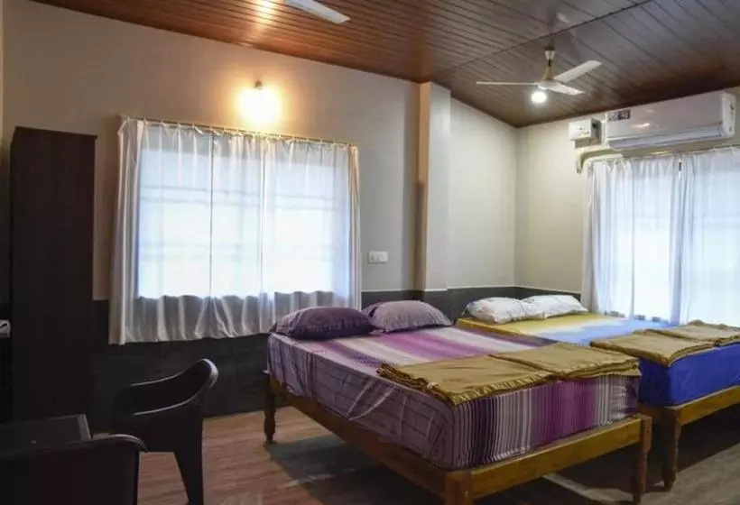 Staymaker Hotel Ashokavana
