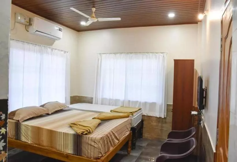 Staymaker Hotel Ashokavana